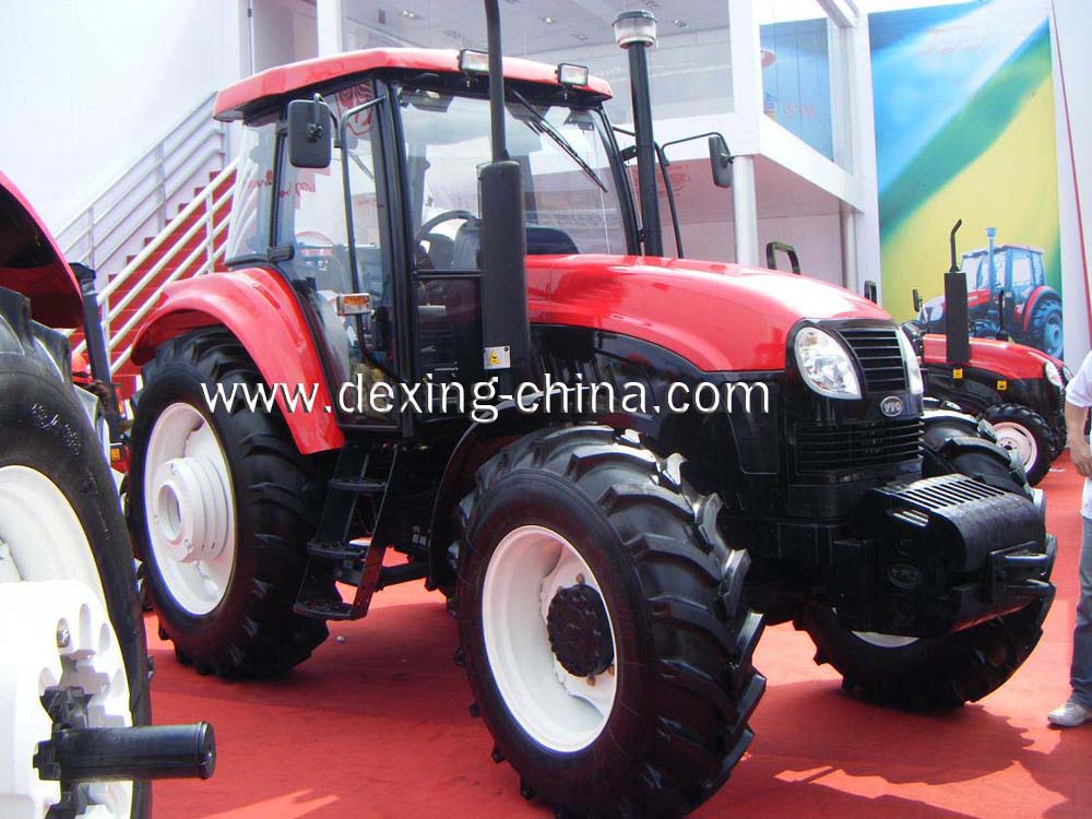 120Hp, 4WD tractor with cab